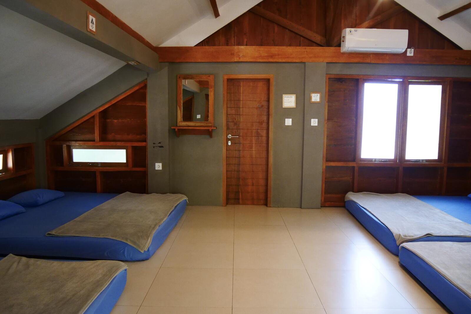 Villa Kayu 10